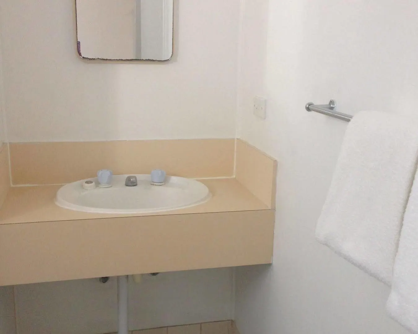 Cairns City Motel 3*,