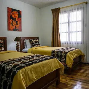 32 Juana De Arco Apartment Quito