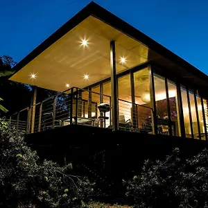 Glass On Glasshouse Holiday home Glass House Mountains